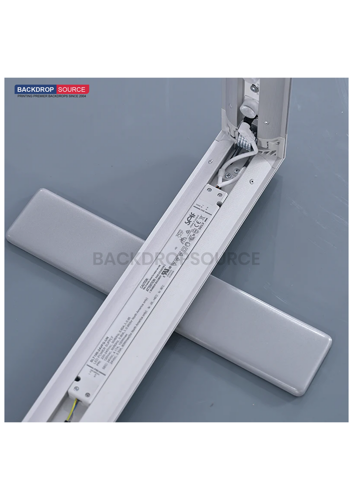 2.8ft x 6.6ft SEG Light Box folding stand – Backdropsource UAE